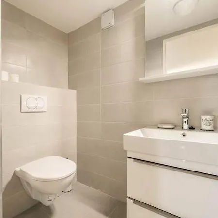 Garden House Sutivan